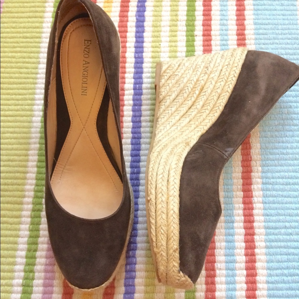 Enzo Angiolini suede espadrille wedges brown